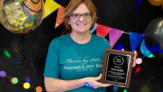 BRITTON CHAMBER HONORS BUSINESSES AT BANQUET