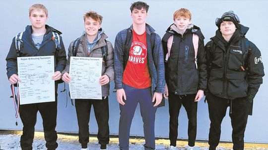 FIVE MATMEN STATE-BOUND