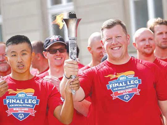 B-H Grad Carries Olympics Torch