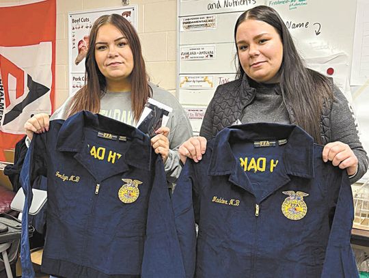 BLUE CORDUROY HAS BIG IMPACT FOR LA FFAers