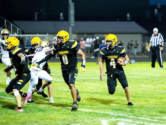 FAST START BOOSTS GA GRIDDERS