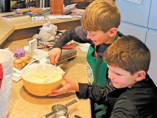 HOMESCHOOLERS FIND LEARNING BEYOND BOOKS