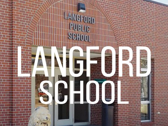 LA BOARD: ACCEPTS PARA RESIGNATION