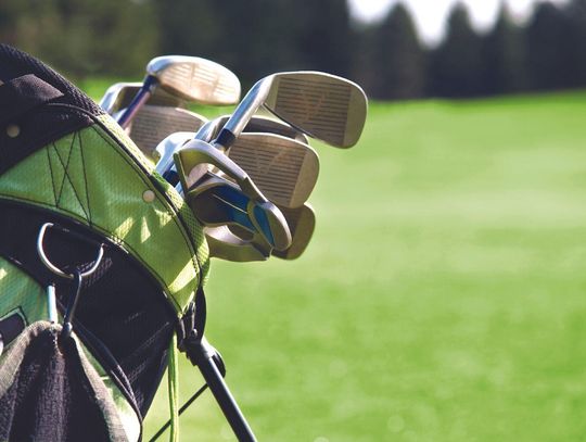 LA GOLFERS IN REGIONAL