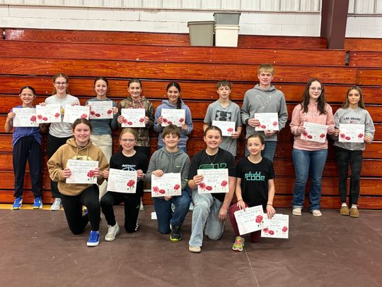 LA STUDENTS PLACE IN AUXILIARY CONTESTS