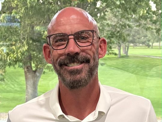 RICHTER ASSISTANT COACH OF YEAR