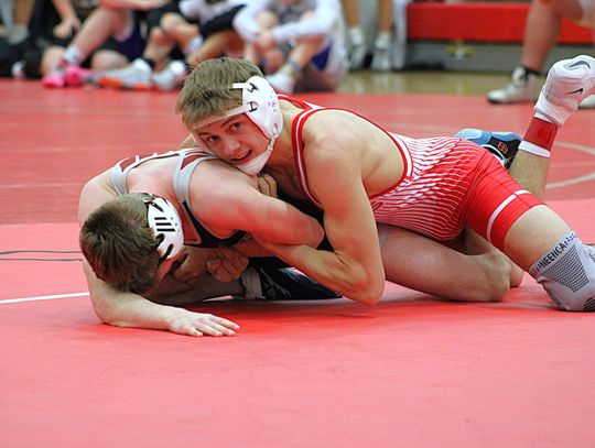 SIX B-H MATMEN PLACE IN TOP FOUR