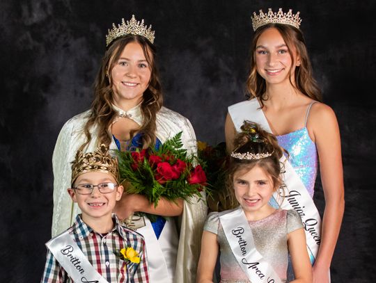 TEVELDAL, KNECHT CROWNED AS BRITTON SNOW QUEENS TEVELDAL, KNECHT CROWNED AS BRITTON SNOW QUEENS