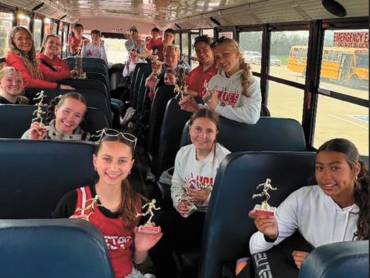 THINCLADS BRING HOME TROPHIES