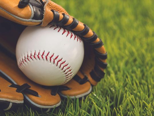 U10 BASEBALL GETS WINS