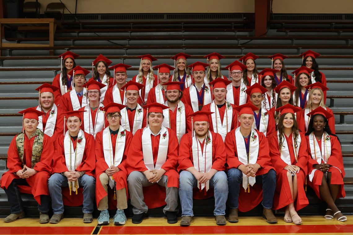 32 BRAVE GRADUATES SAY GOODBYE 32 BRAVE GRADUATES SAY GOODBYE