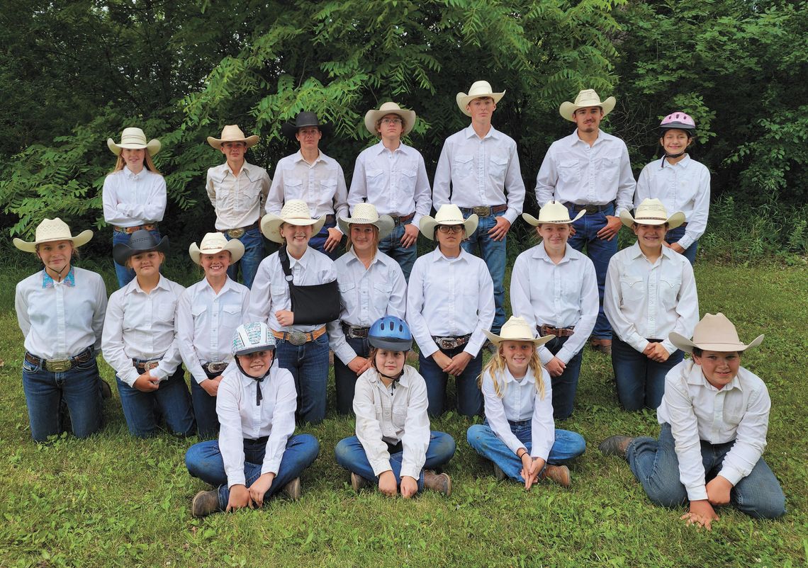 4-Hers Take Part in Horse Show