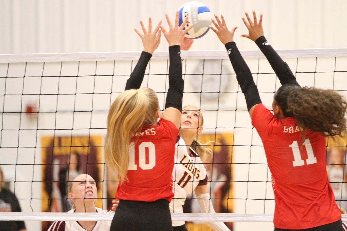 B-H WINS CROSS-COUNTY TUSSLE B-H WINS CROSS-COUNTY TUSSLE