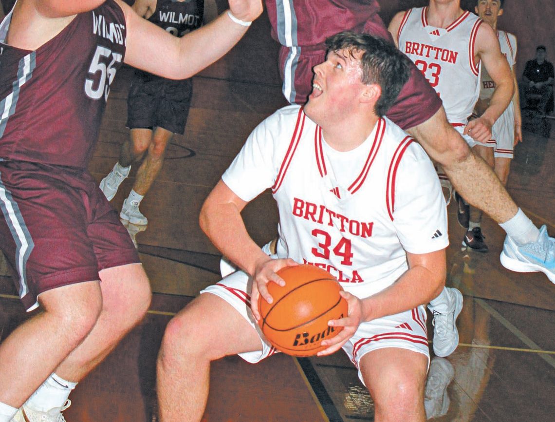 BRAVES ROLL TO THIRD STRAIGHT WIN