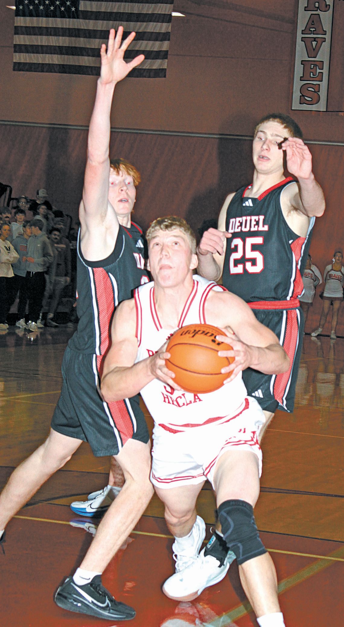 BRAVES WIN TWO WITH STRONG DEFENSIVE EFFORTS