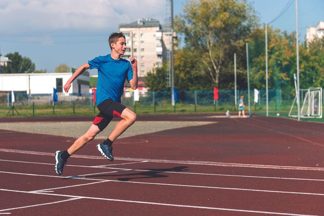 LA SET FOR TRACK OPENER