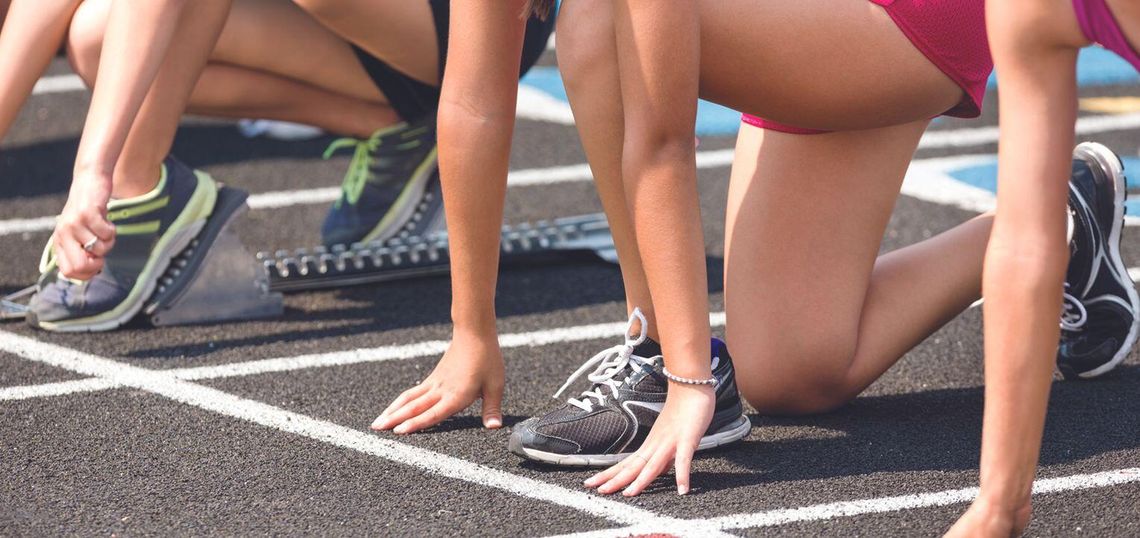 LA TRACK SQUAD OPENS SEASON AT MILBANK MEET