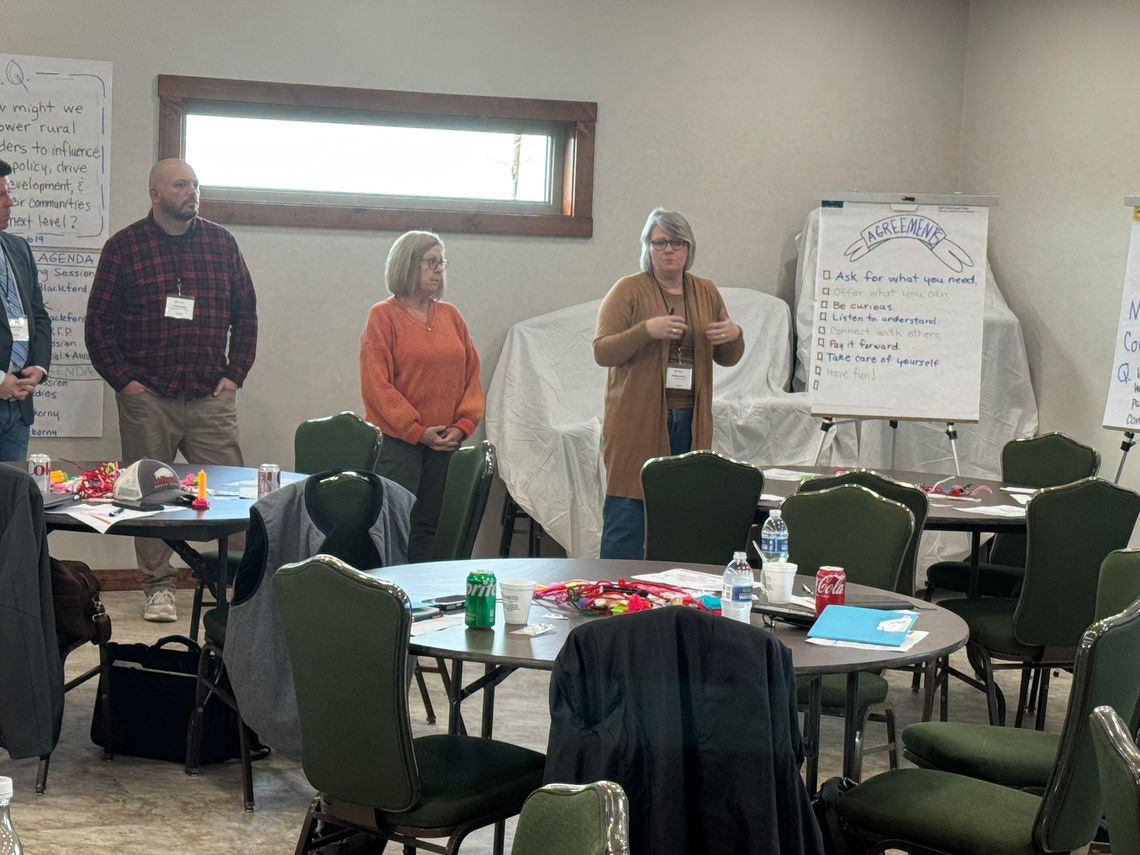 THE ONE ISSUE SOUTH DAKOTA TOWNS AGREE IS HOLDING THEM BACK THE ONE ISSUE SOUTH DAKOTA TOWNS AGREE IS HOLDING THEM BACK